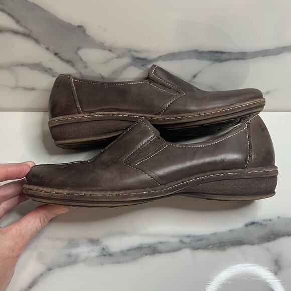 Naturalizer Womens Brown Leather Slip On Comfort Malvina Loafer Sz 8  Minimalist - Picture 7 of 8